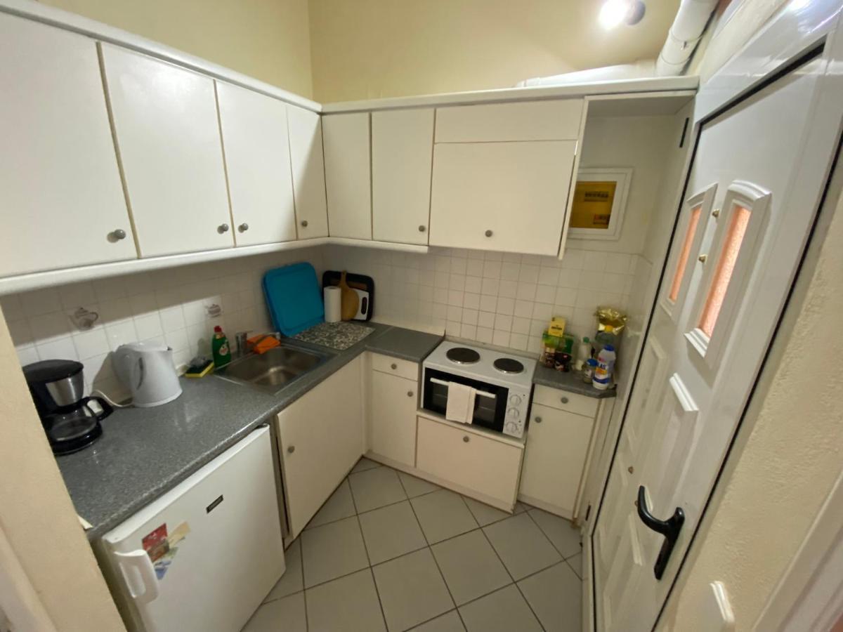 Papadatos Apts With Amazing View - 5Mins From The Beach Kontogialos Екстер'єр фото