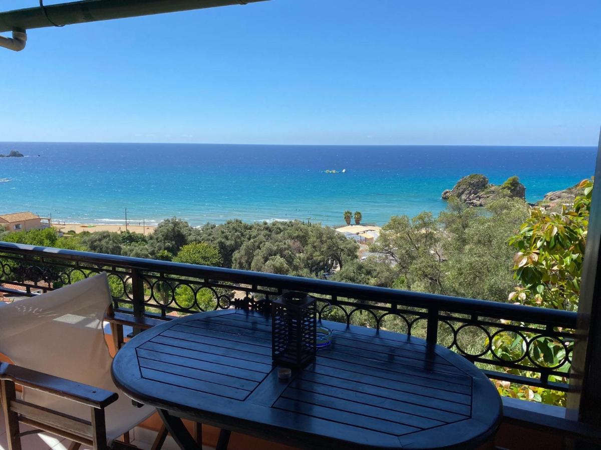 Papadatos Apts With Amazing View - 5Mins From The Beach Kontogialos Екстер'єр фото