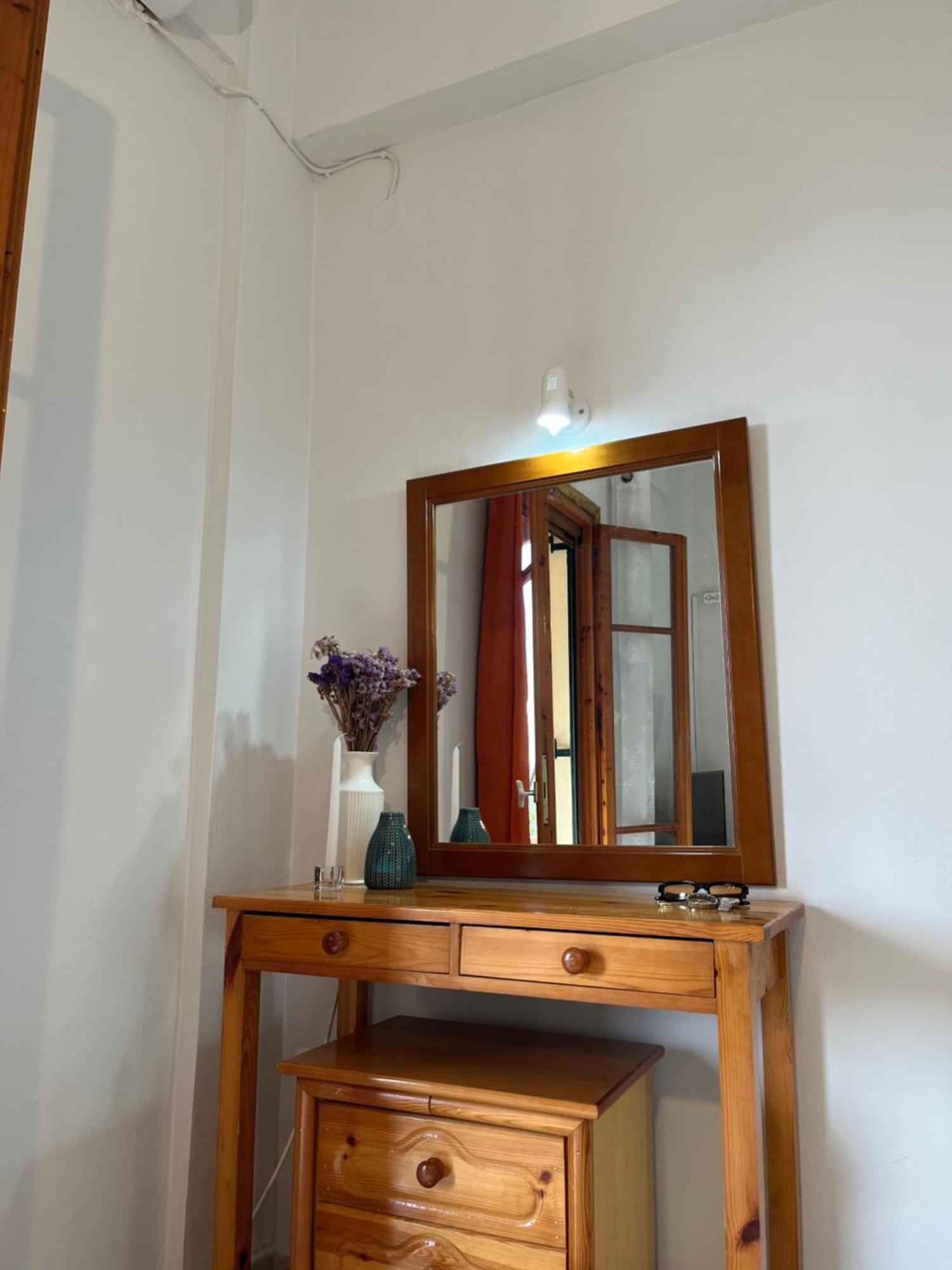 Papadatos Apts With Amazing View - 5Mins From The Beach Kontogialos Екстер'єр фото