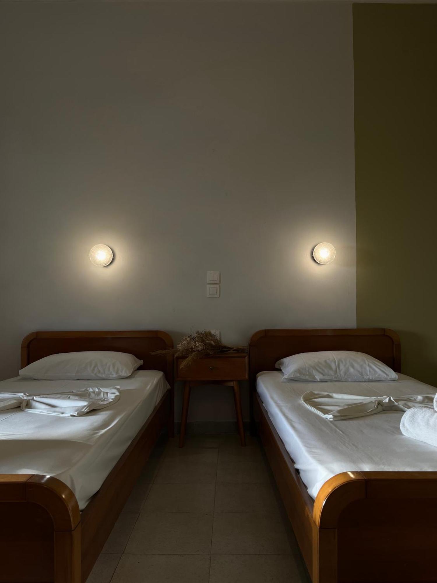 Papadatos Apts With Amazing View - 5Mins From The Beach Kontogialos Екстер'єр фото