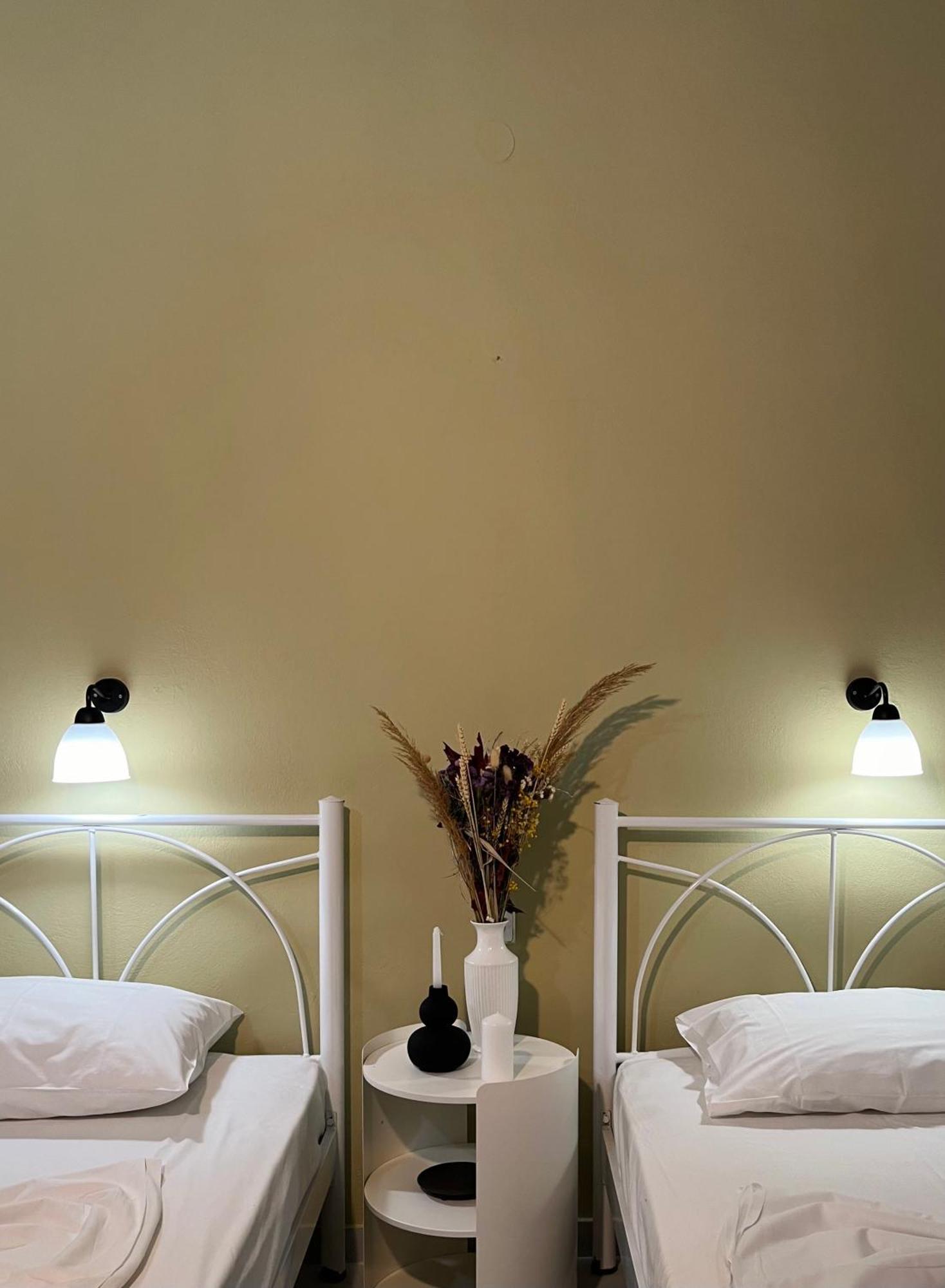 Papadatos Apts With Amazing View - 5Mins From The Beach Kontogialos Екстер'єр фото